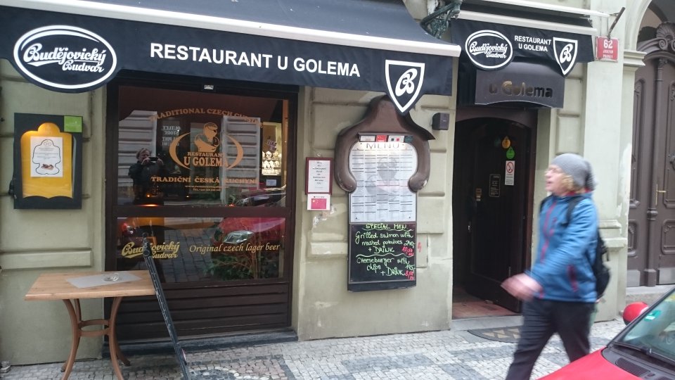The Golem of Prague, Restaurant