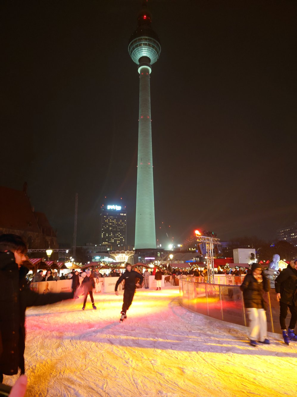 Berlin Alexanderplatz, Christmas market.